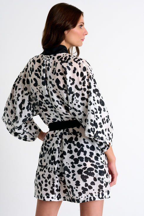 Shan Soie Kimono